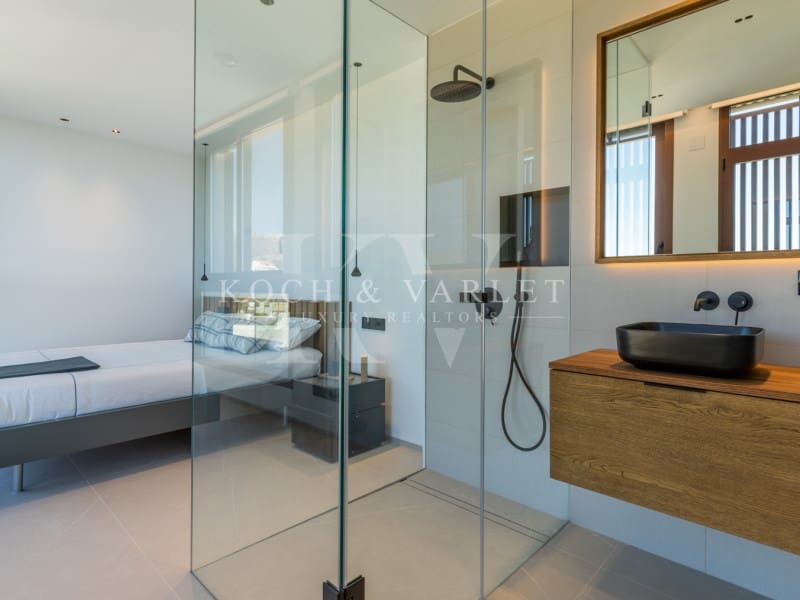 Chalet de 4 habitaciones en Benidorm en venta con piscina garaje - 2.825.000 € (Ref: 9524705)