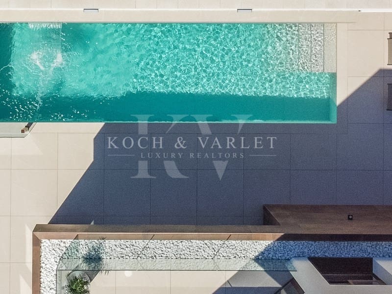 Chalet de 4 habitaciones en Benidorm en venta con piscina garaje - 2.825.000 € (Ref: 9524705)