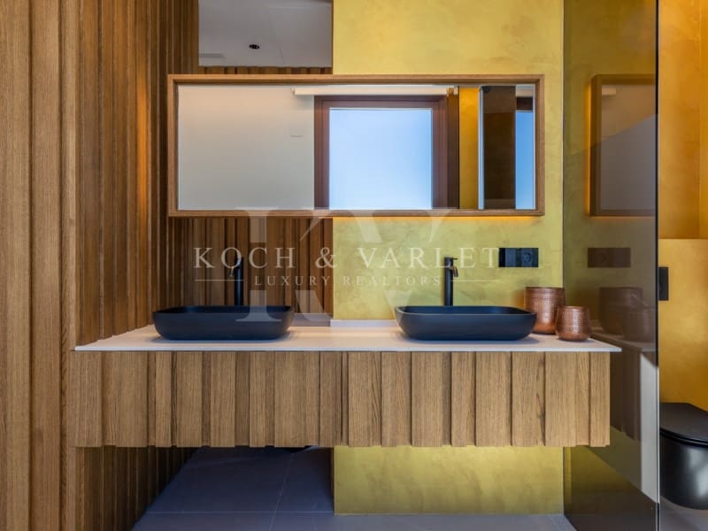 Chalet de 4 habitaciones en Benidorm en venta con piscina garaje - 2.825.000 € (Ref: 9524705)