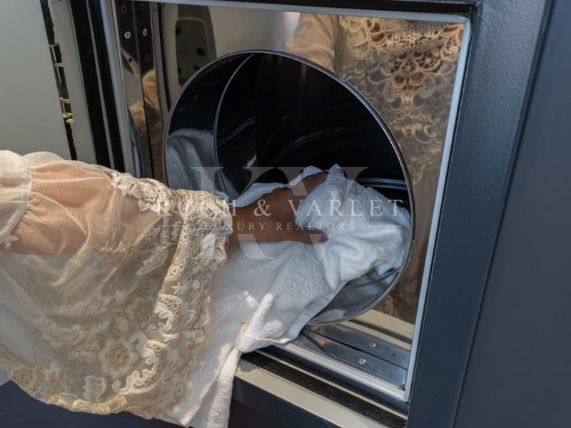 Chalet de 4 habitaciones en Benidorm en venta con piscina garaje - 2.825.000 € (Ref: 9524705)