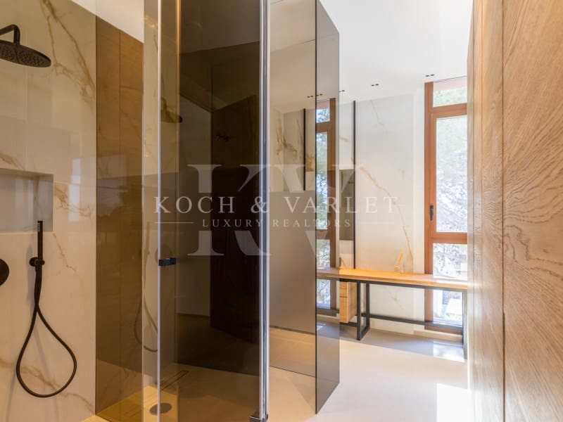 Chalet de 4 habitaciones en Benidorm en venta con piscina garaje - 2.825.000 € (Ref: 9524705)