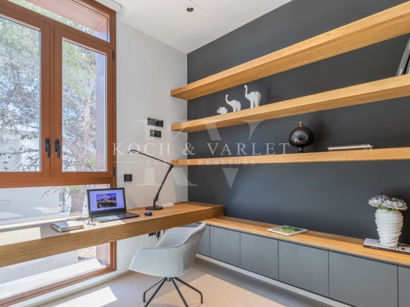 Chalet de 4 habitaciones en Benidorm en venta con piscina garaje - 2.825.000 € (Ref: 9524705)