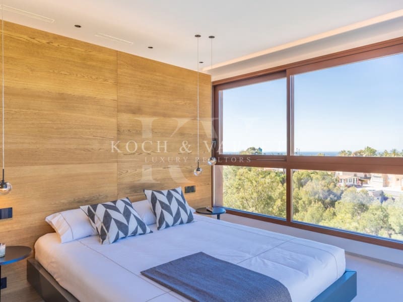 Chalet de 4 habitaciones en Benidorm en venta con piscina garaje - 2.825.000 € (Ref: 9524705)