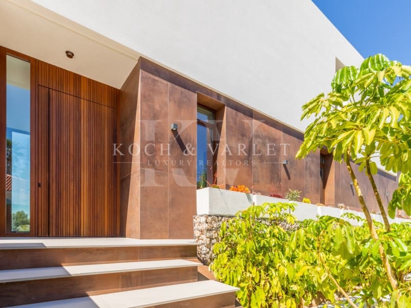 Chalet de 4 habitaciones en Benidorm en venta con piscina garaje - 2.825.000 € (Ref: 9524705)