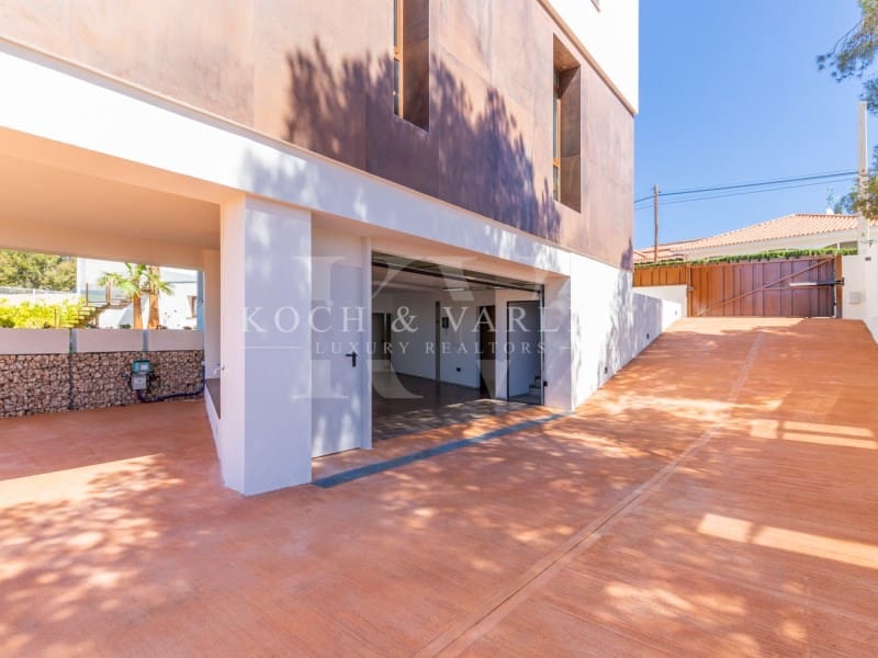 Chalet de 4 habitaciones en Benidorm en venta con piscina garaje - 2.825.000 € (Ref: 9524705)