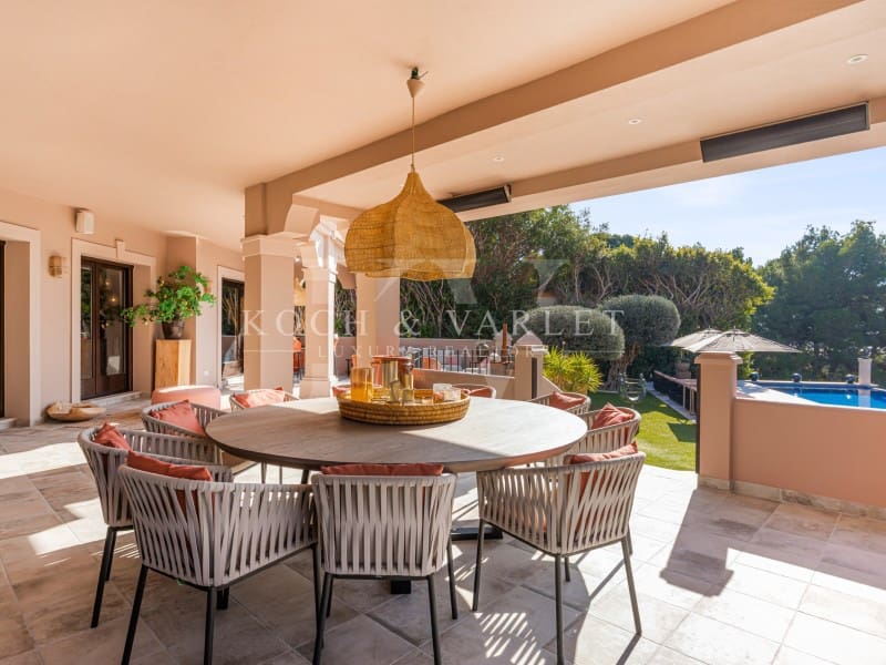 6 soveværelse Villa til salg i Altea med swimmingpool garage - € 2.700.000 (Ref: 9528679)