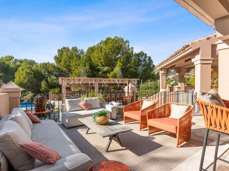 6 soveværelse Villa til salg i Altea med swimmingpool garage - € 2.700.000 (Ref: 9528679)