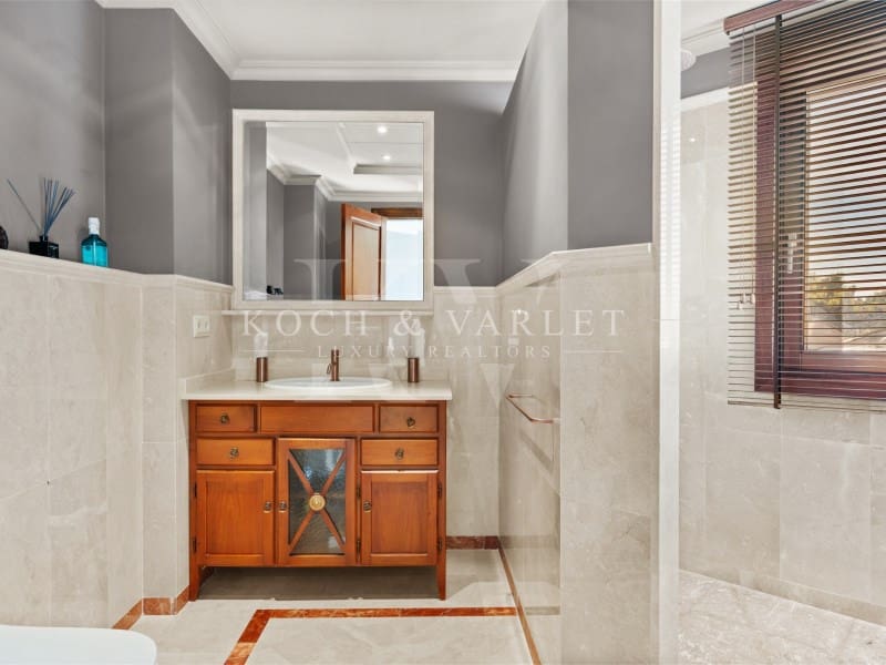 6 soveværelse Villa til salg i Altea med swimmingpool garage - € 2.700.000 (Ref: 9528679)