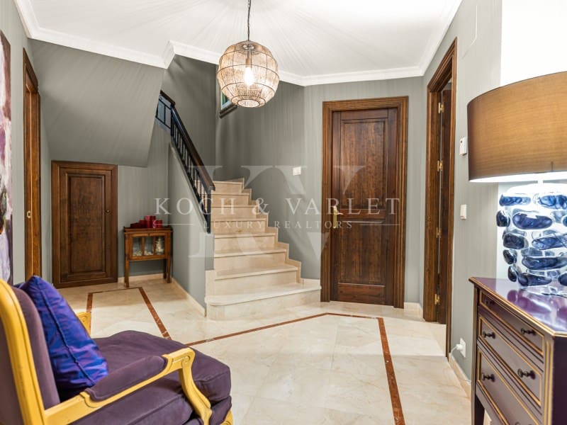 6 soveværelse Villa til salg i Altea med swimmingpool garage - € 2.700.000 (Ref: 9528679)