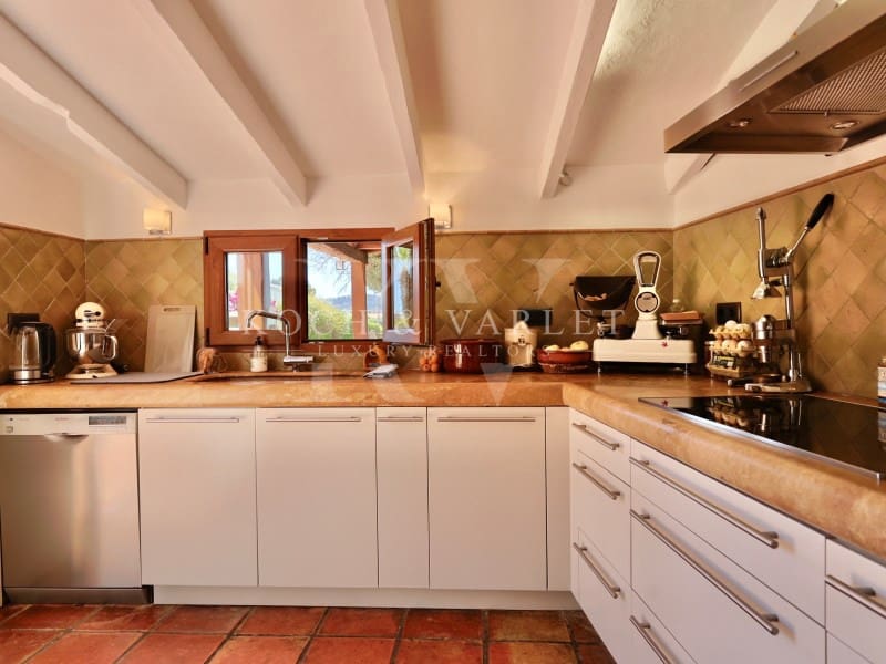 4 soveværelse Finca/Landehus til salg i Javea / Xabia med swimmingpool garage - € 1.395.000 (Ref: 9562044)