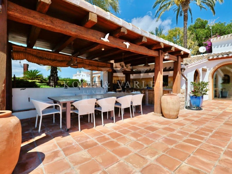4 soveværelse Finca/Landehus til salg i Javea / Xabia med swimmingpool garage - € 1.395.000 (Ref: 9562044)