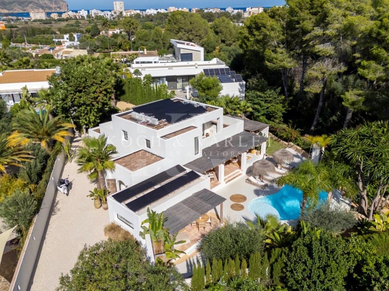 4 chambre Villa/Maison à vendre à Javea / Xabia avec piscine - 2 300 000 € (Ref: 9608213)