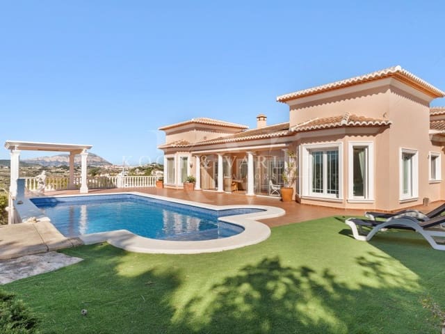 5 sypialnia Willa na sprzedaż w Paichi, Teulada-Moraira z basenem garażem - 1 450 000 € (Ref: 9648031)