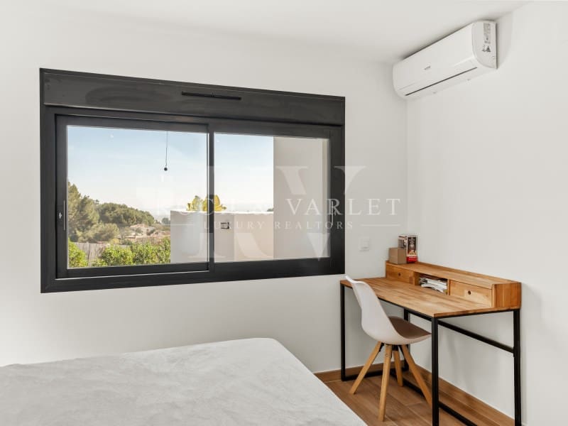 4 sypialnia Willa na sprzedaż w Javea / Xabia z basenem - 1 150 000 € (Ref: 9670520)