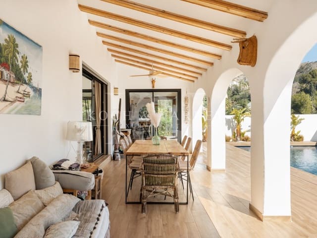 4 Zimmer Villa zu verkaufen in Partida Tosal - Zona del Castellans, Javea / Xàbia mit Pool - 1.150.000 € (Ref: 9670520)