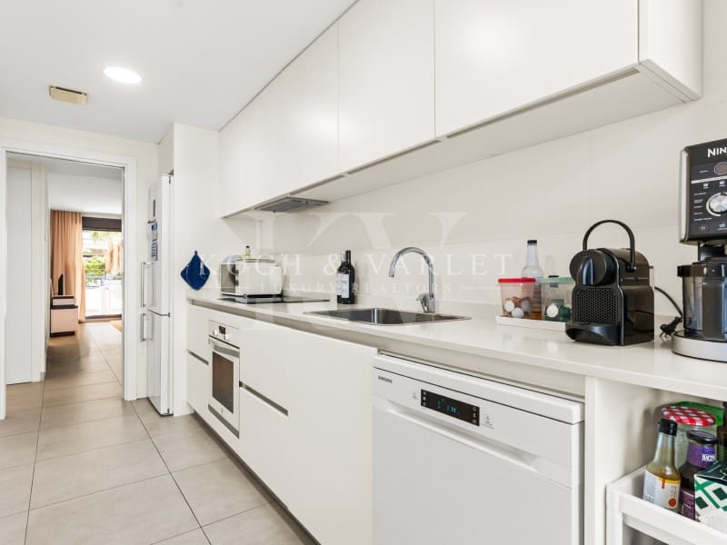 2 bedroom Apartment for sale in Javea / Xabia with pool garage - € 425,000 (Ref: 9761911)