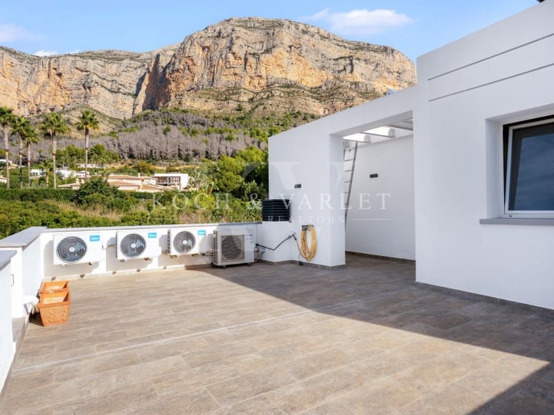 5 sovrum Villa till salu i Javea / Xabia med pool garage - 1 780 000 € (Ref: 9778015)