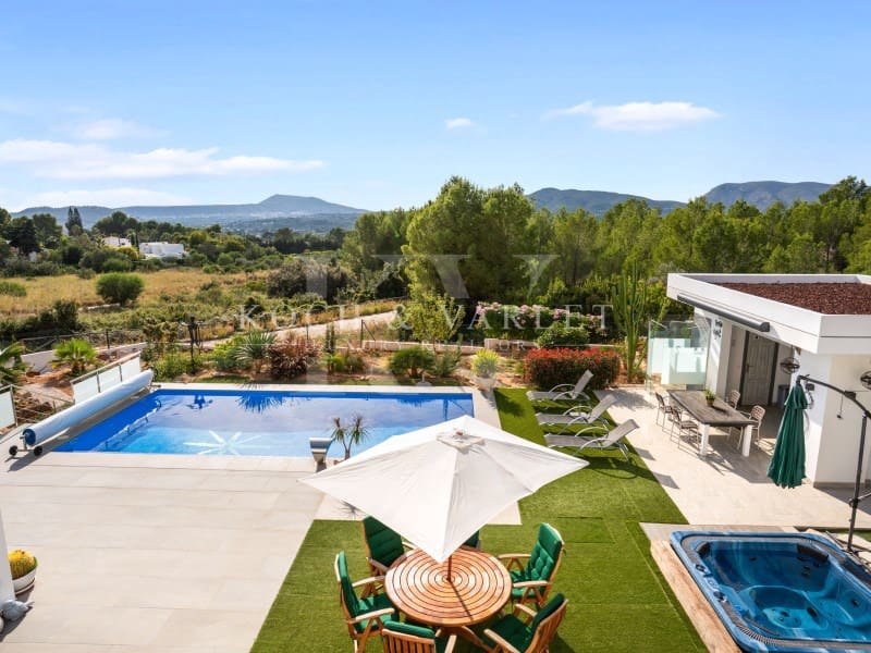 5 sovrum Villa till salu i Javea / Xabia med pool garage - 1 780 000 € (Ref: 9778015)