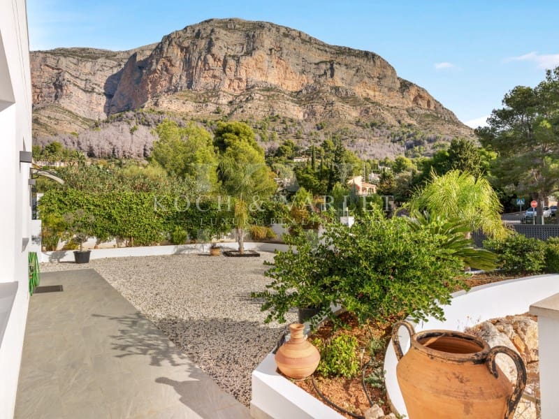 5 sovrum Villa till salu i Javea / Xabia med pool garage - 1 780 000 € (Ref: 9778015)