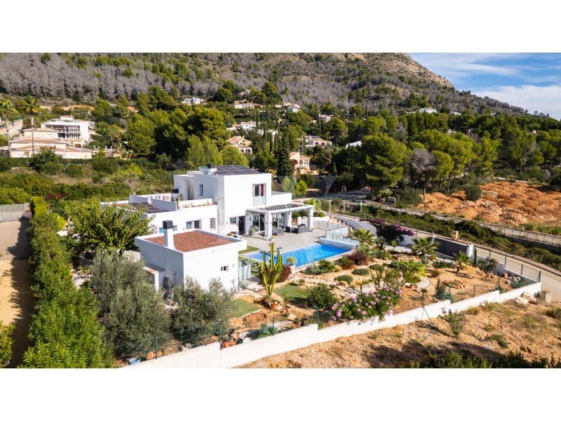 5 sovrum Villa till salu i Javea / Xabia med pool garage - 1 780 000 € (Ref: 9778015)