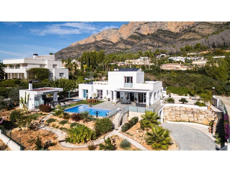 5 sovrum Villa till salu i Javea / Xabia med pool garage - 1 780 000 € (Ref: 9778015)