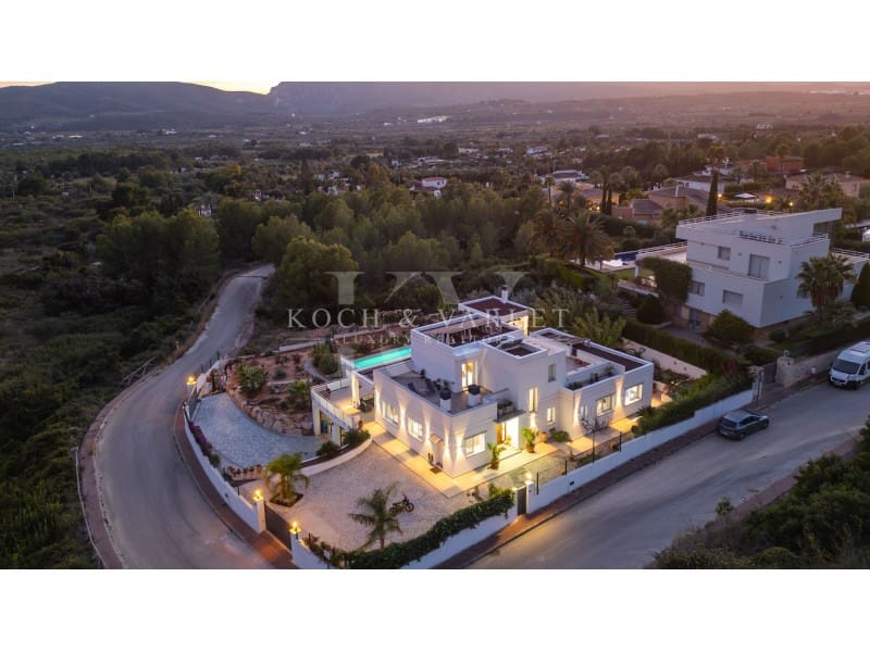 5 sovrum Villa till salu i Javea / Xabia med pool garage - 1 780 000 € (Ref: 9778015)