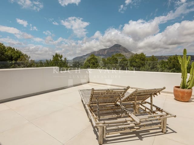 Chalet de 4 habitaciones en Partides comunes - Adsubia, Javea / Xàbia en venta con piscina - 1.995.000 € (Ref: 9804229)