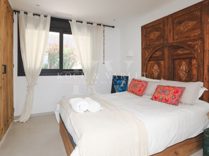 4 bedroom Villa for sale in Javea / Xabia with pool - € 1,995,000 (Ref: 9804229)
