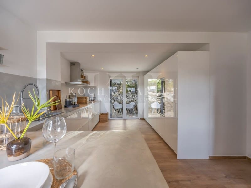 5 bedroom Villa for sale in Javea / Xabia with pool garage - € 1,795,000 (Ref: 9804230)