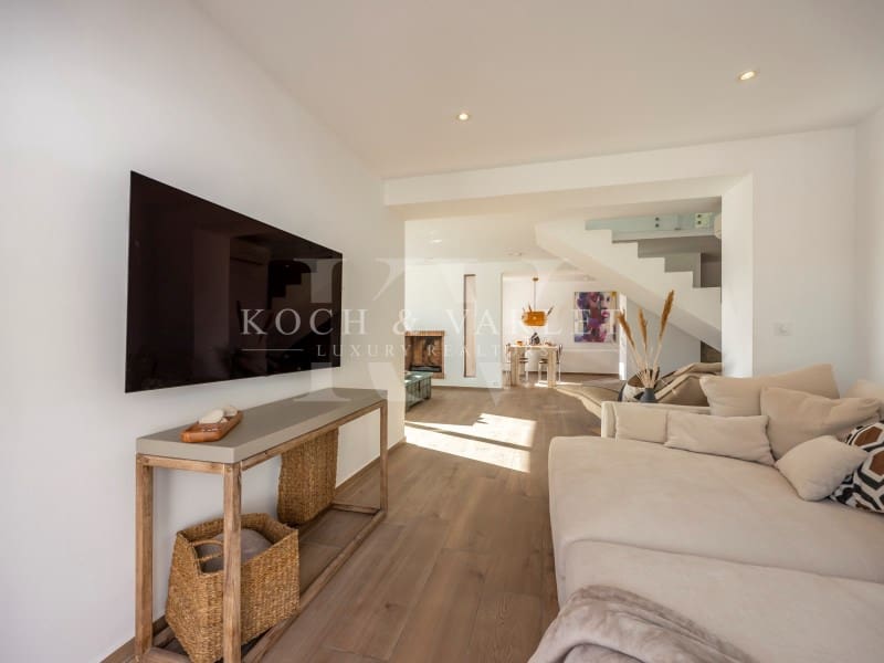 5 bedroom Villa for sale in Javea / Xabia with pool garage - € 1,795,000 (Ref: 9804230)