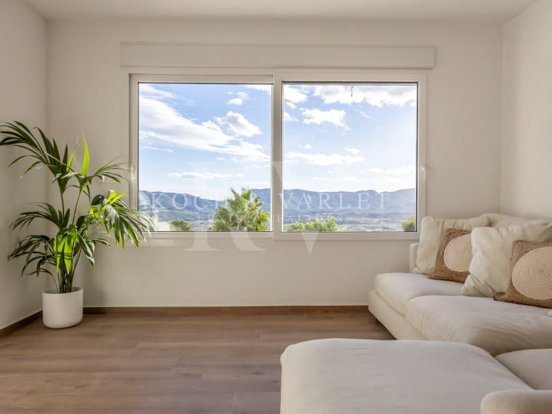 5 bedroom Villa for sale in Javea / Xabia with pool garage - € 1,795,000 (Ref: 9804230)