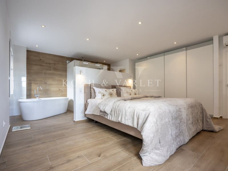 5 bedroom Villa for sale in Javea / Xabia with pool garage - € 1,795,000 (Ref: 9804230)