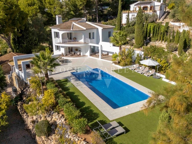 5 bedroom Villa for sale in Javea / Xabia with pool garage - € 1,795,000 (Ref: 9804230)