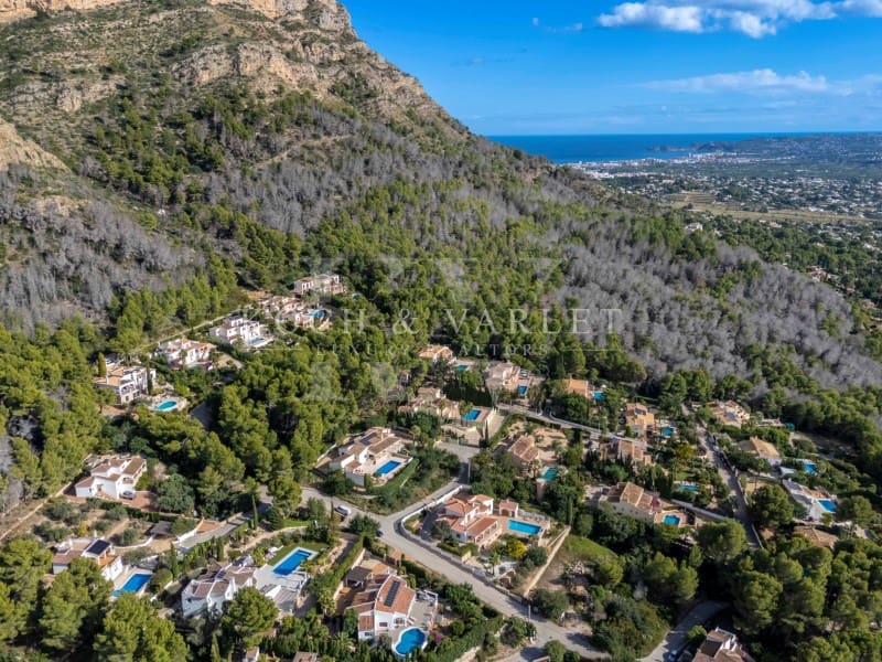 5 bedroom Villa for sale in Javea / Xabia with pool garage - € 1,795,000 (Ref: 9804230)