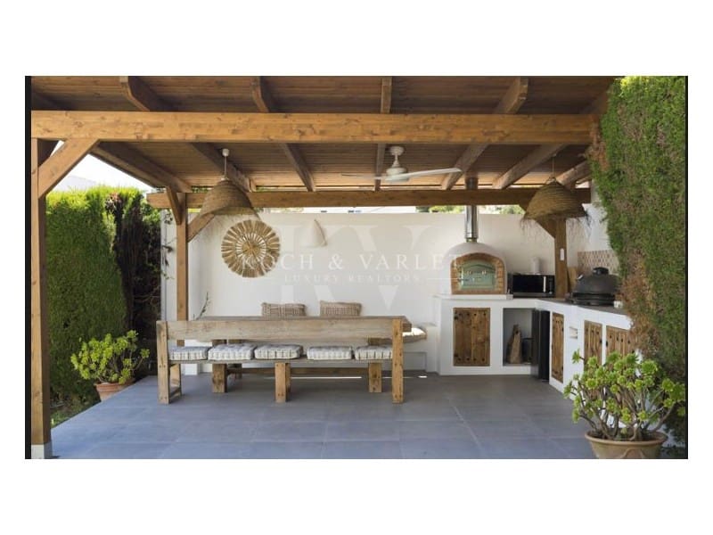 4 Zimmer Villa zu verkaufen in Javea / Xabia mit Pool - 795.000 € (Ref: 9806404)