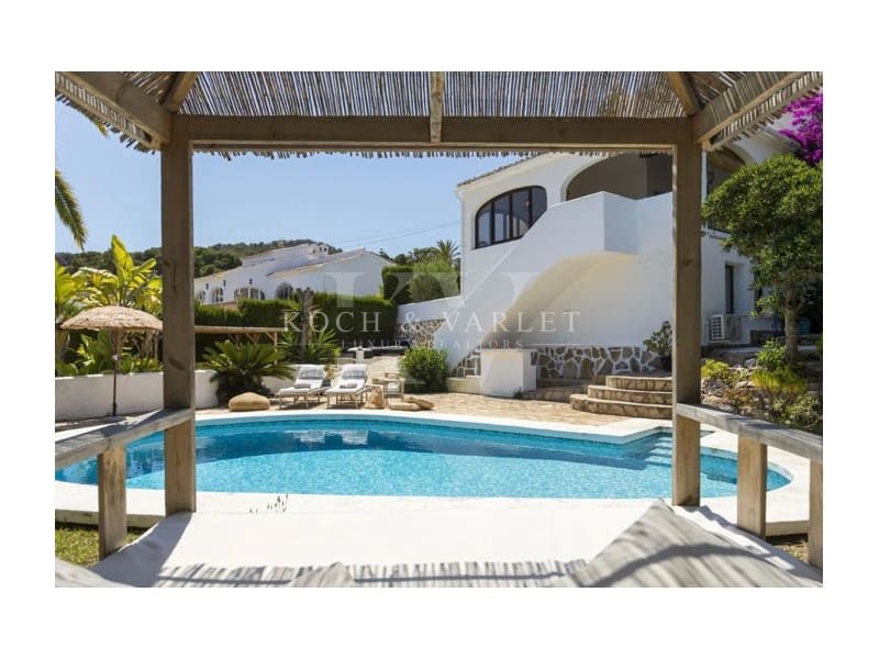 4 Zimmer Villa zu verkaufen in Javea / Xabia mit Pool - 795.000 € (Ref: 9806404)