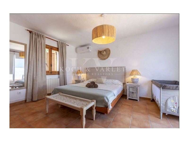 4 Zimmer Villa zu verkaufen in Javea / Xabia mit Pool - 795.000 € (Ref: 9806404)