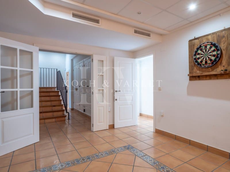 5 soveværelse Villa til salg i Javea / Xabia med swimmingpool garage - € 1.095.000 (Ref: 9806405)