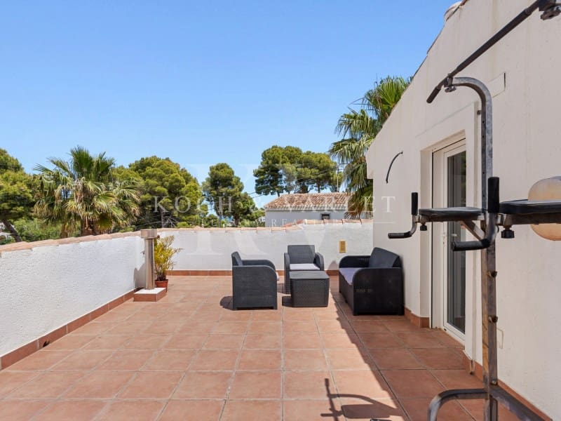 5 slaapkamer Villa te koop in Javea / Xabia met zwembad garage - € 995.000 (Ref: 9806405)