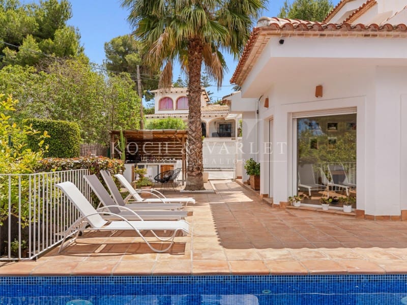 5 slaapkamer Villa te koop in Javea / Xabia met zwembad garage - € 995.000 (Ref: 9806405)