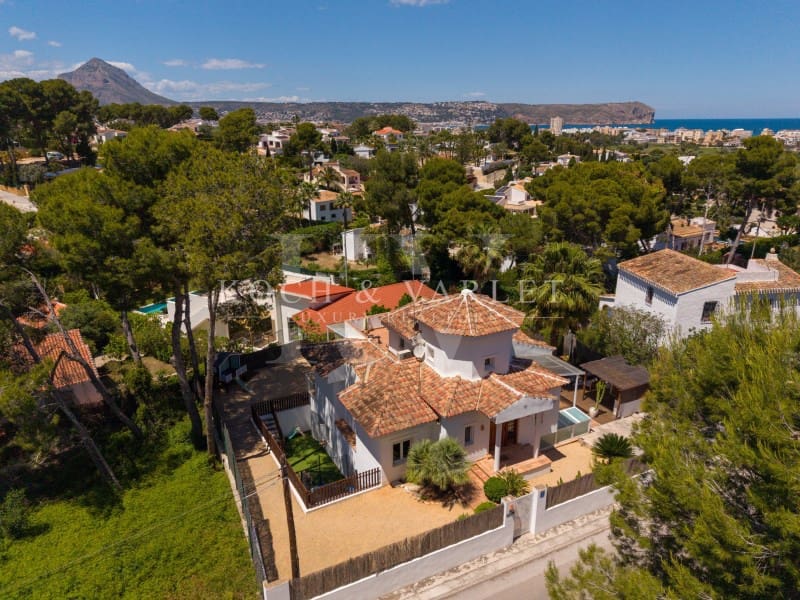 5 slaapkamer Villa te koop in Javea / Xabia met zwembad garage - € 995.000 (Ref: 9806405)