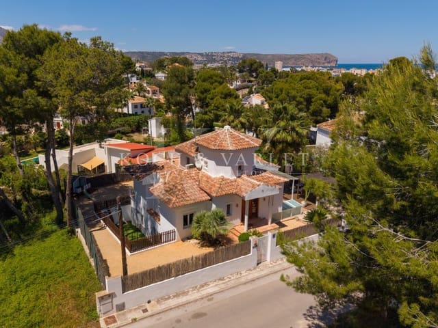 5 soveværelse Villa til salg i Cap Martí - El Tossalet - Pinomar, Javea / Xàbia med swimmingpool garage - € 995.000 (Ref: 9806405)