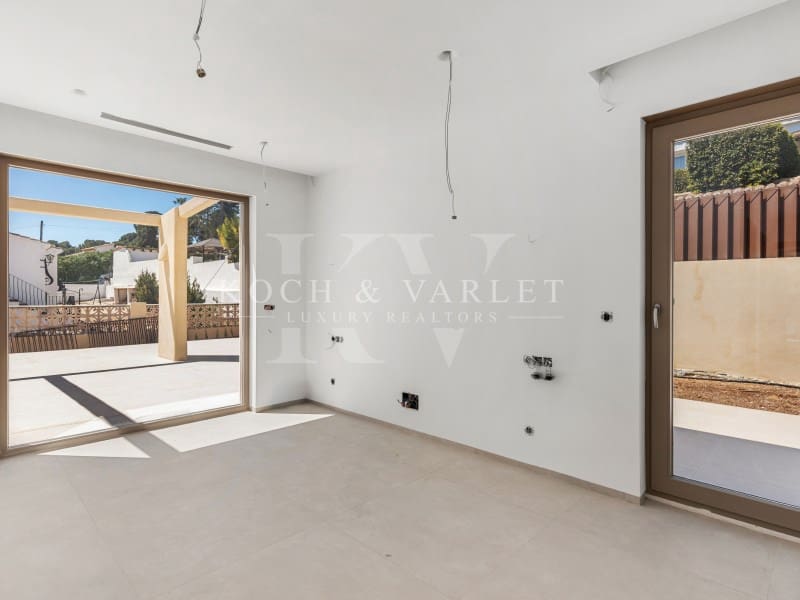 Chalet de 4 habitaciones en Javea / Xàbia en venta con piscina - 1.800.000 € (Ref: 9806406)