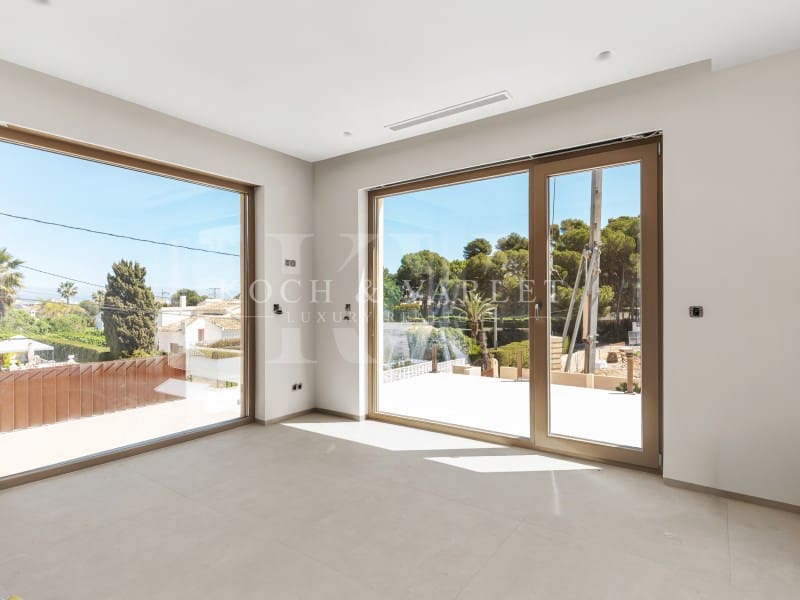 Chalet de 4 habitaciones en Javea / Xàbia en venta con piscina - 1.800.000 € (Ref: 9806406)