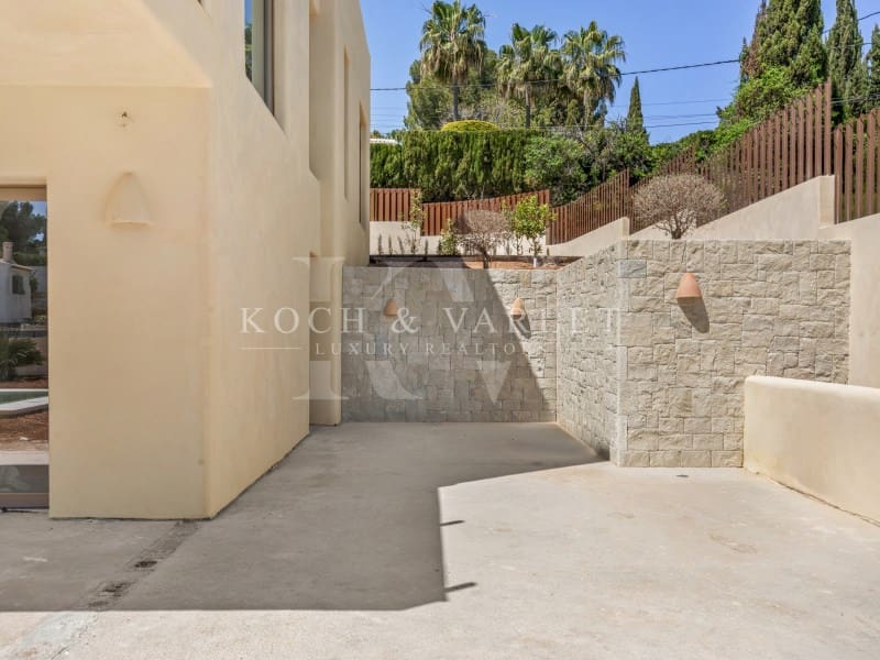 Chalet de 4 habitaciones en Javea / Xàbia en venta con piscina - 1.800.000 € (Ref: 9806406)