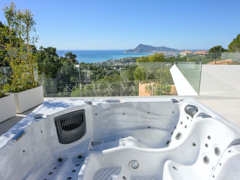 Chalet de 4 habitaciones en Altea la Vella en venta con piscina garaje - 2.250.000 € (Ref: 9818028)