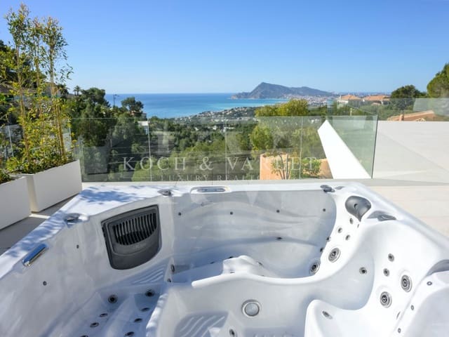 Chalet de 4 habitaciones en Altea la Vella, Altea en venta con piscina garaje - 2.250.000 € (Ref: 9818028)