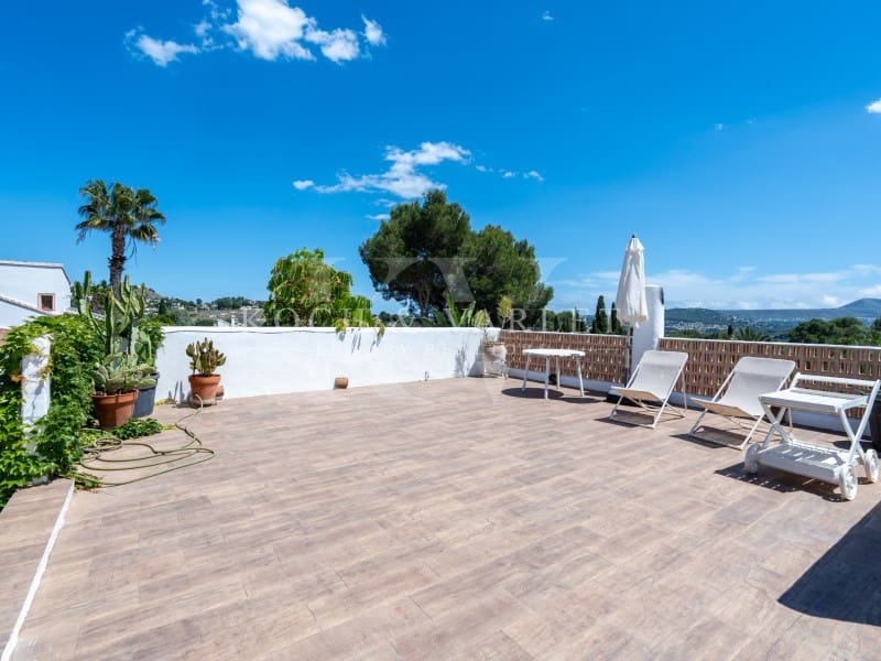 4 chambre Villa/Maison à vendre à Javea / Xabia avec piscine - 1 350 000 € (Ref: 9859920)