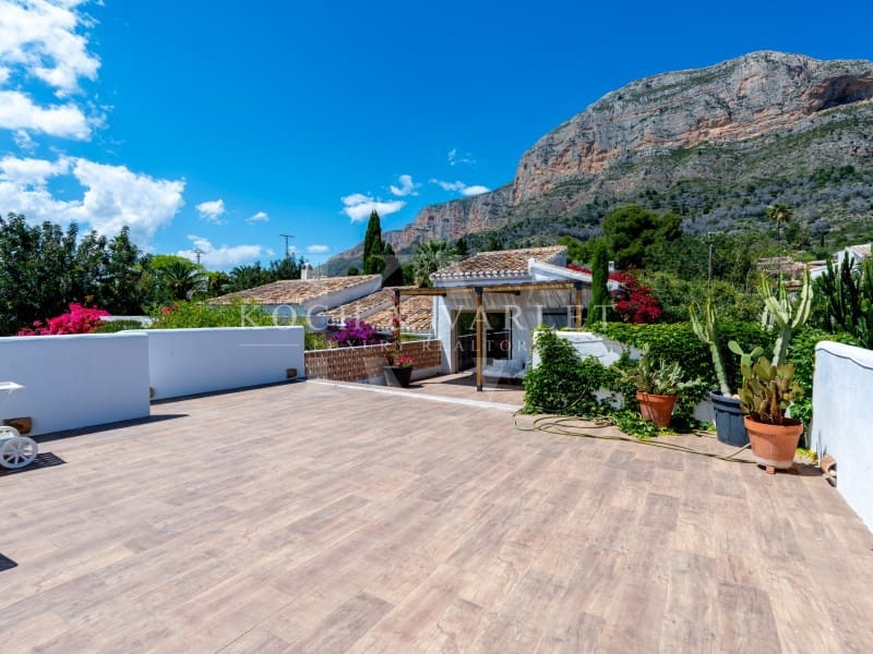 4 chambre Villa/Maison à vendre à Javea / Xabia avec piscine - 1 350 000 € (Ref: 9859920)