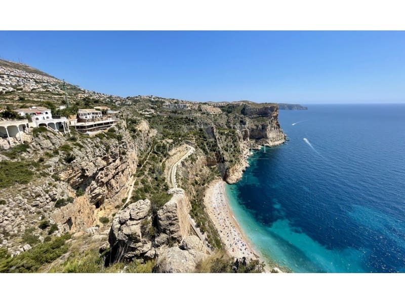 4 Zimmer Villa zu verkaufen in Cumbre del Sol mit Pool Garage - 1.850.000 € (Ref: 9891998)